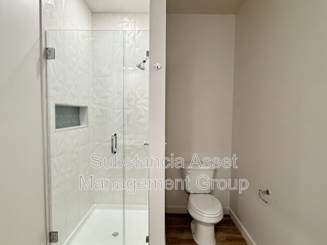 Building Photo - 1653 Midtown Pl