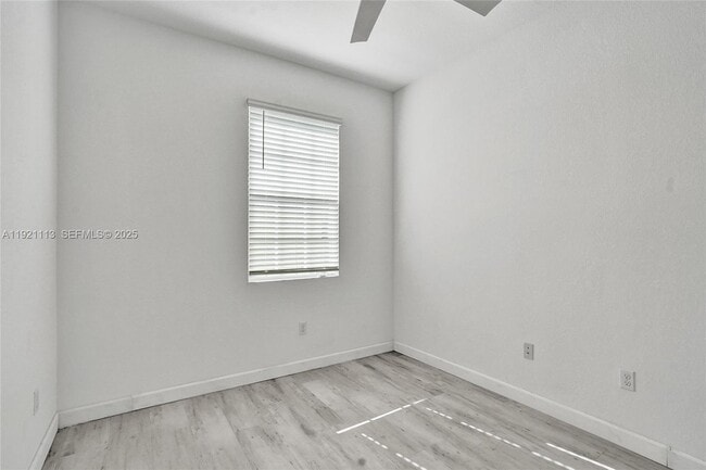 Building Photo - 4029 NW 11 Dr