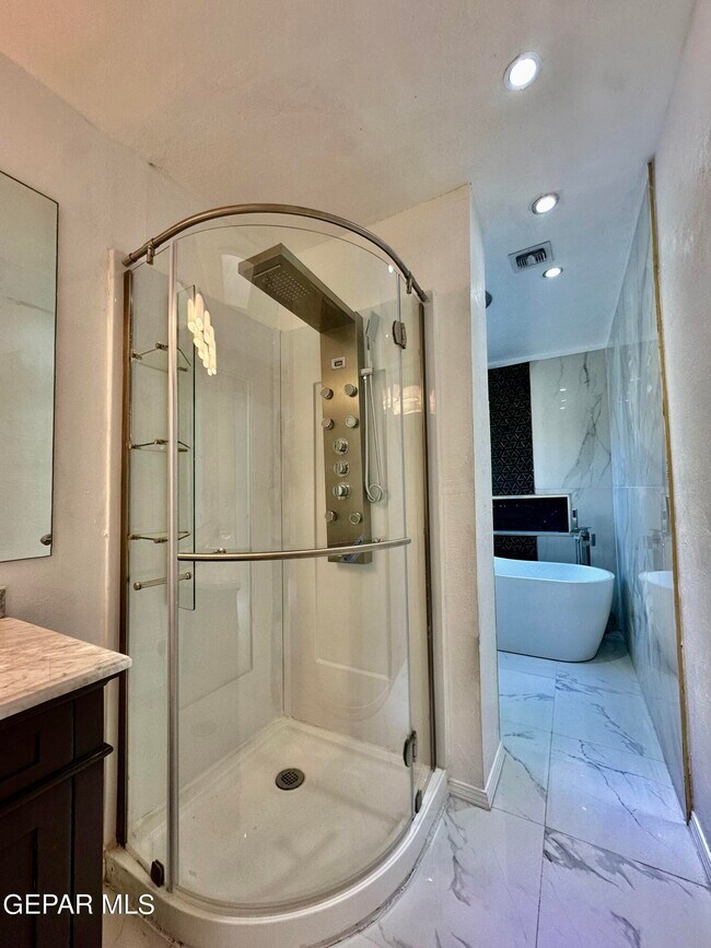 Building Photo - 6332 El Risco St