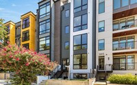 Building Photo - Modern Fully furnished 2 bed Unit