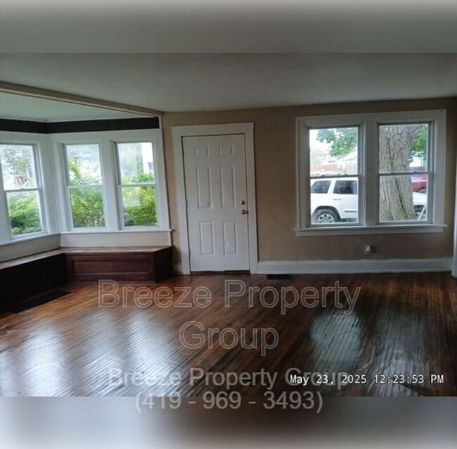 Primary Photo - 226 Langdon St