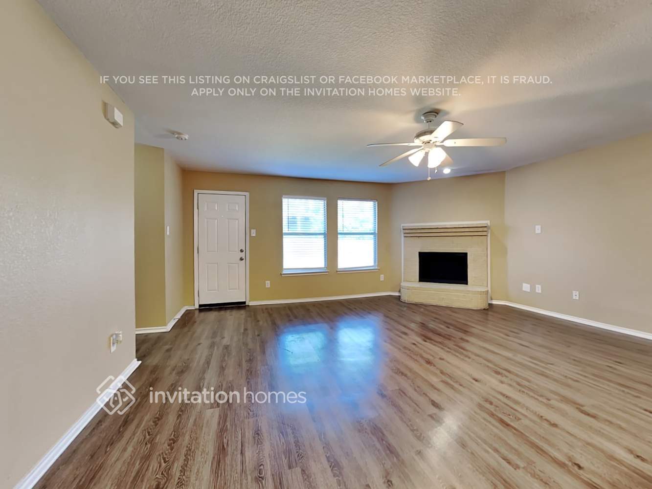 Building Photo - 706 Mission Ln