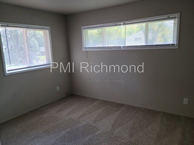 Building Photo - 9604 Stoneridge Ln