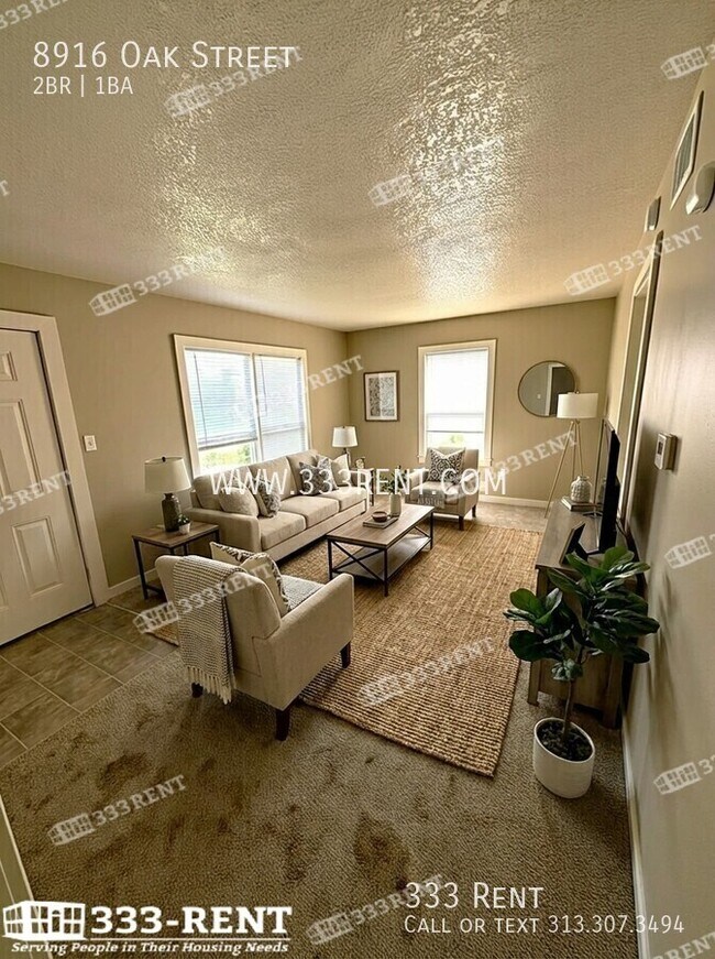 Building Photo - 8916 Oak St