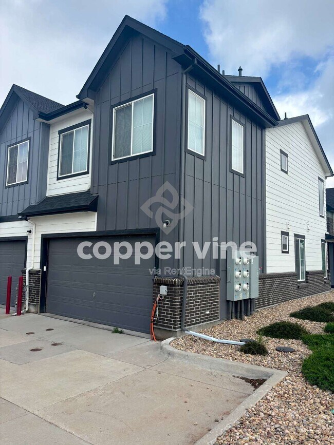 Building Photo - 19593 W 93rd Ln