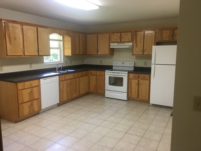 Building Photo - 4789 Old Tullahoma Hwy