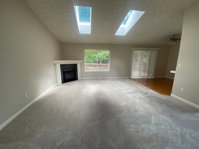 Building Photo - 748 Mule Deer St NW