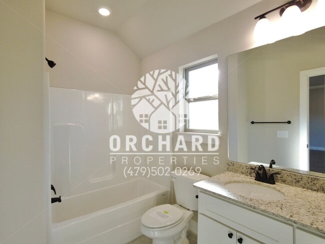 Building Photo - Tontitown- Single-Family Home- 3 Bedroom M...