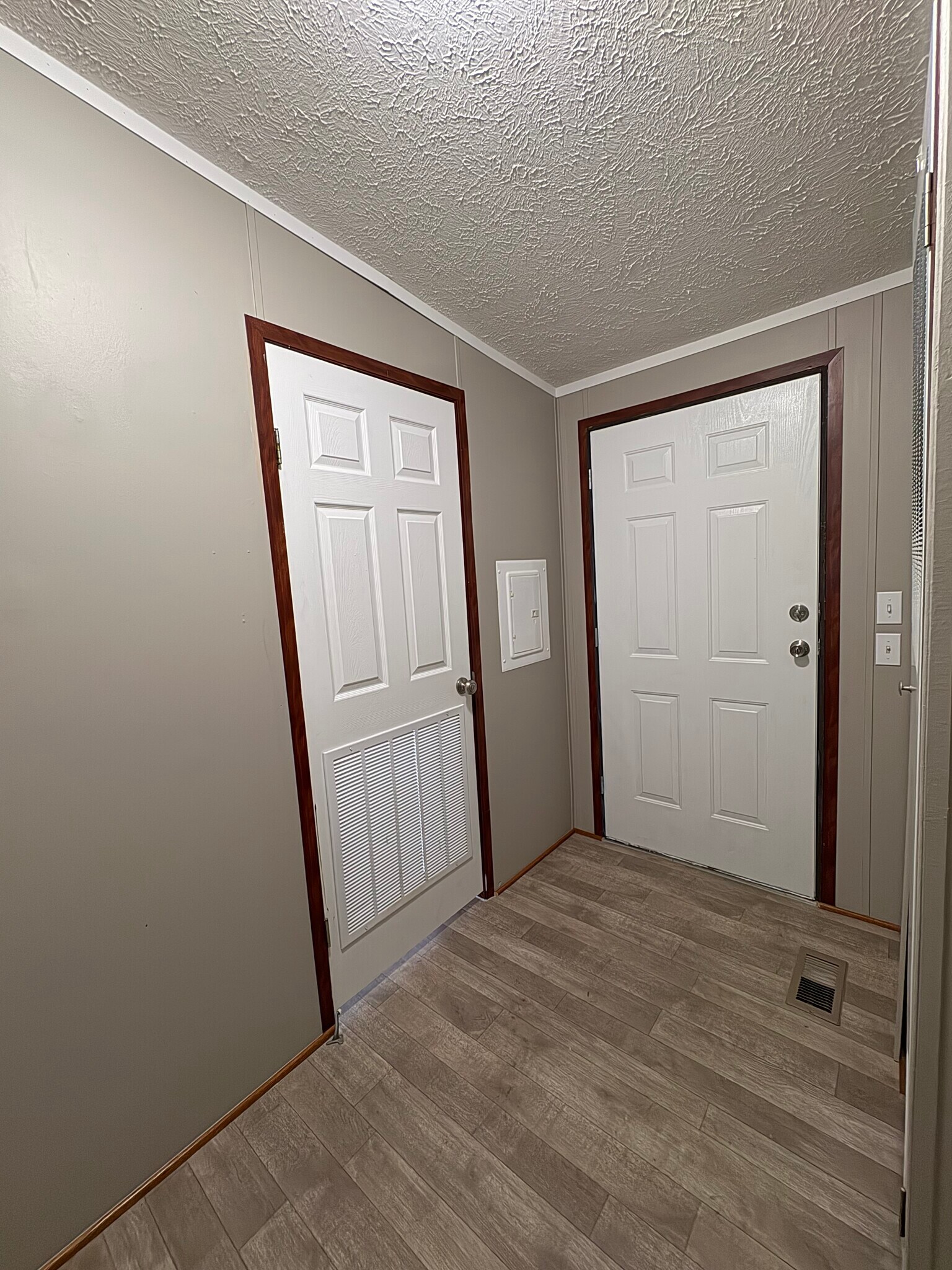 Building Photo - 11222 Shady Brook Ct