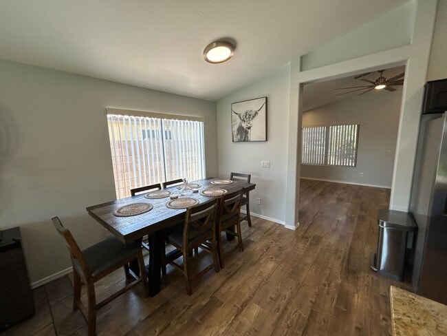 Building Photo - 16732 N 160th Ave