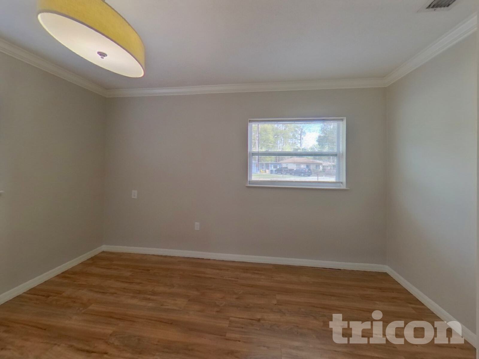 Building Photo - 2406 Decottes Ave