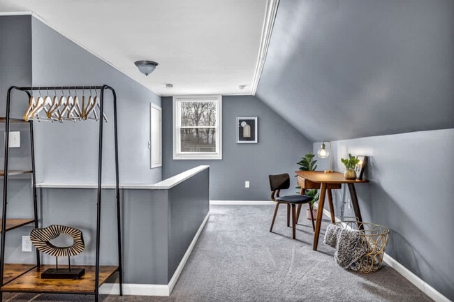 Building Photo - 1036 Union Ave