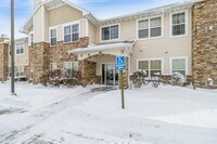 Building Photo - LEASING SPECIAL - 2 Bedroom, 2 Bathroom Condo in Waukee