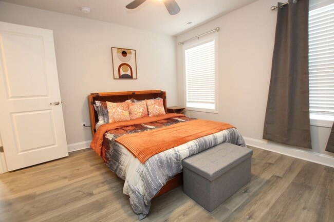 Building Photo - Lewes Seasonal Rental