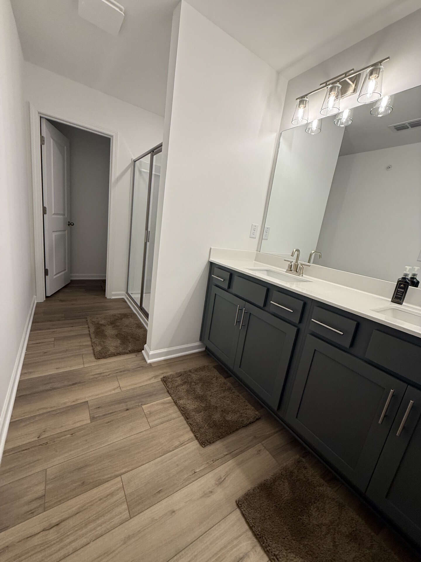 Building Photo - 6607 Wyndale Dr