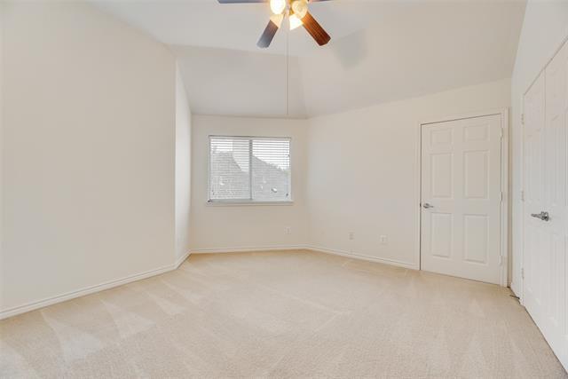 Building Photo - 9530 Park Garden Dr