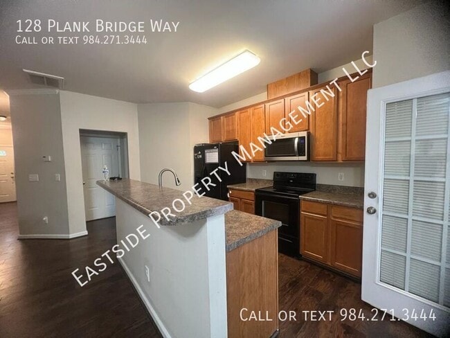 Building Photo - 128 Plank Bridge Way