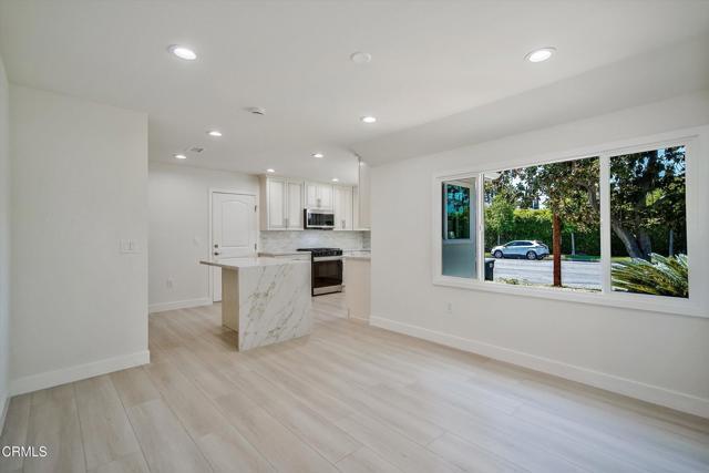Building Photo - 838 Highland Ave