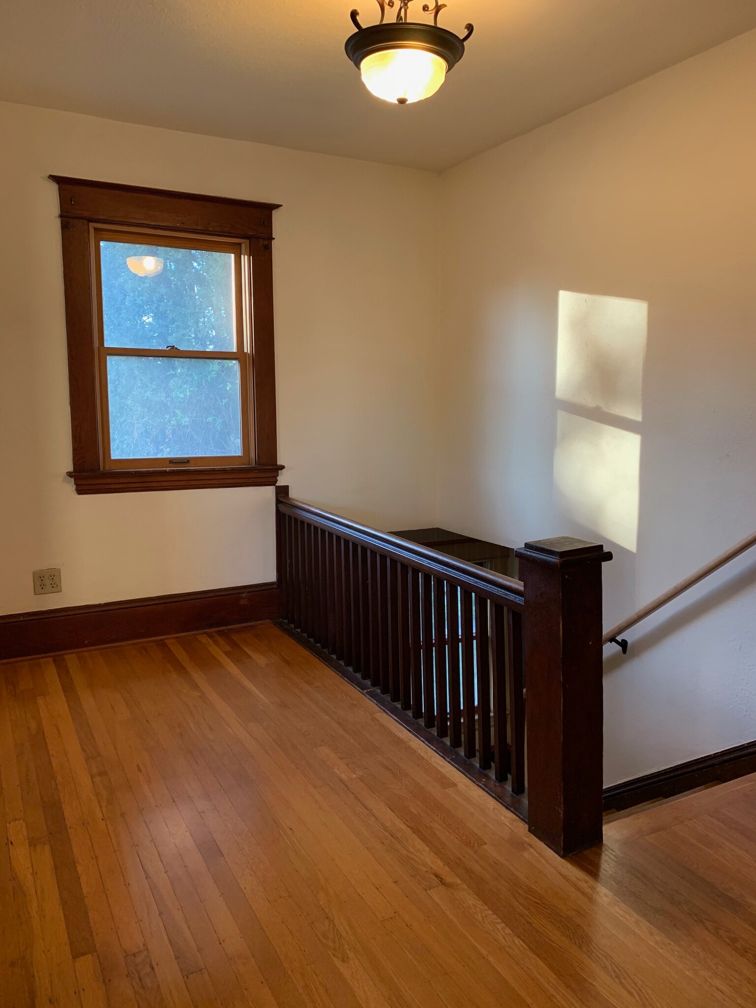 2nd floor stair landing - 4054 NE Rodney Ave
