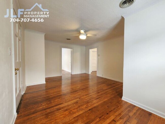 Building Photo - COMING SOON- Remodeled 2 Bed/1 Bath Home in Peaceful Salisbury!