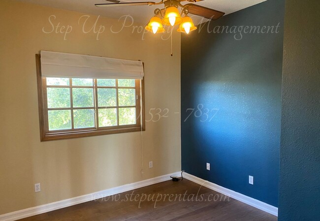Building Photo - Elegant Mountain-View Home with Solar, Wel...