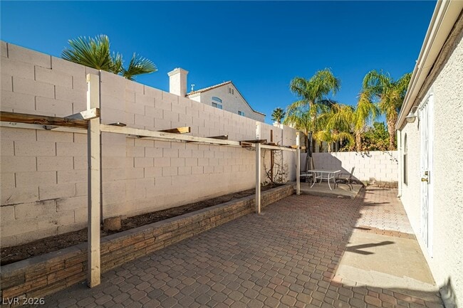 Building Photo - 3869 Birchview Ct