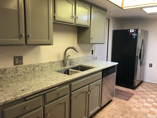 Building Photo - 89 Leisure World