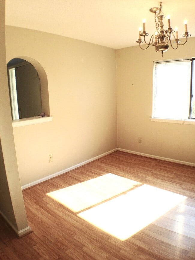 Building Photo - 5436 Chatham Lake Dr