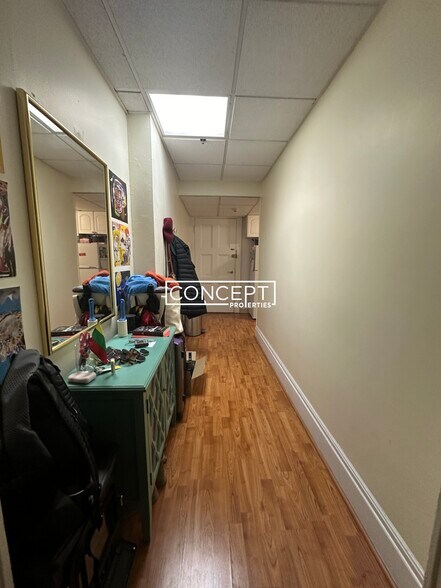 Building Photo - 62 Boylston St