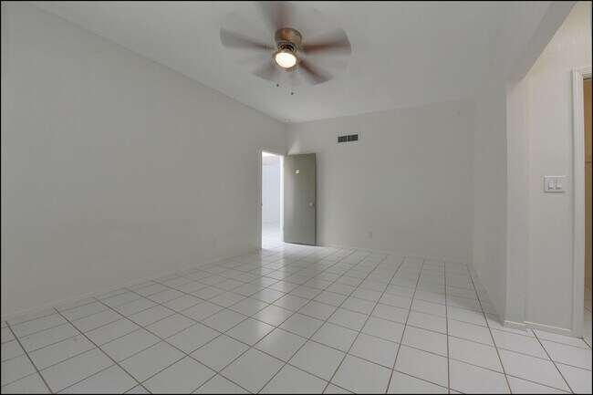Building Photo - 6300 Jebel Way