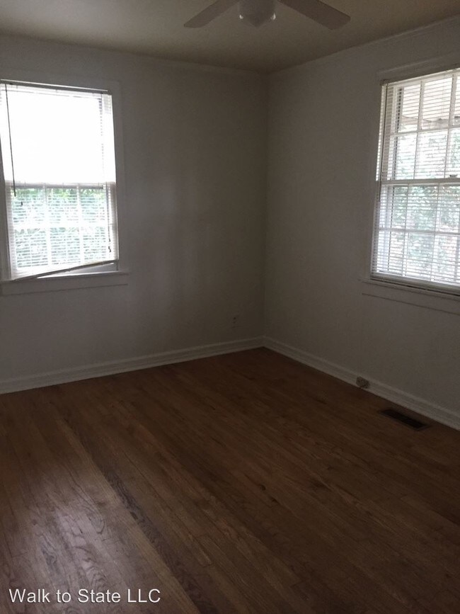 Building Photo - 2 br, 1 bath House - 717 Georgetown Road