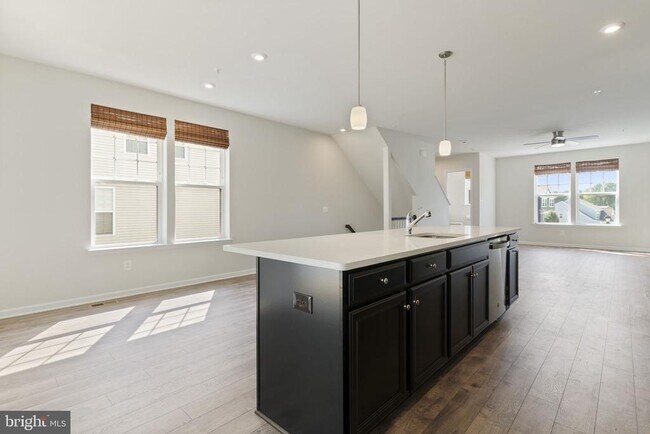 Building Photo - 44042 Eucalyptus Way