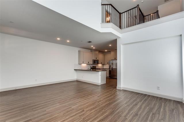 Building Photo - 2533 Barnwood Ln