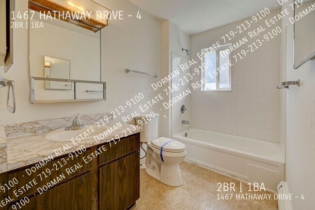 Building Photo - 1467 Hathaway Dr
