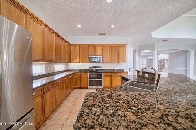 Building Photo - 1440 S Burgandy Trail