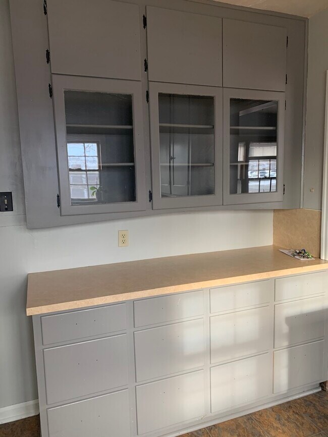 Building Photo - Nice 3 Bedroom 1 Bath