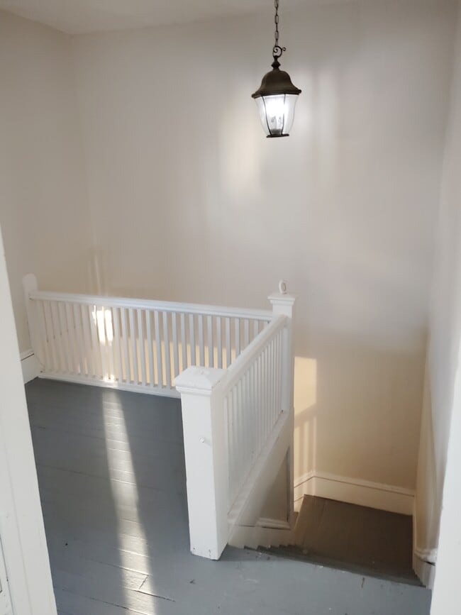 Floorplan - 9521 Macon Ave