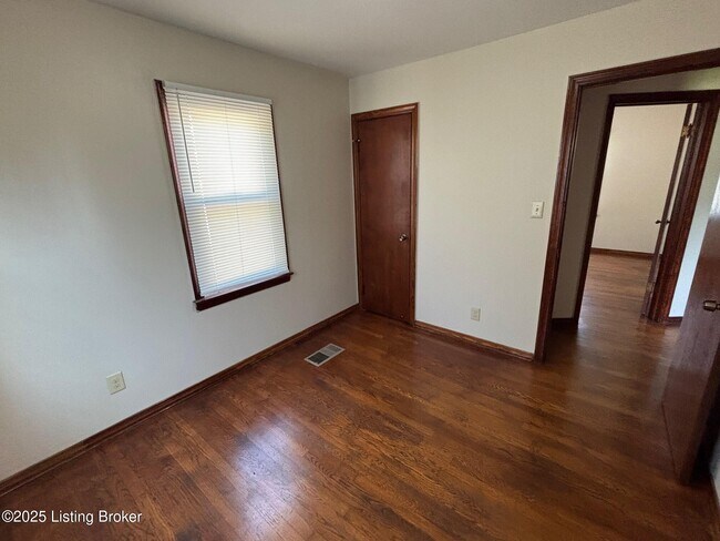 Building Photo - 141 E Harrison Ave