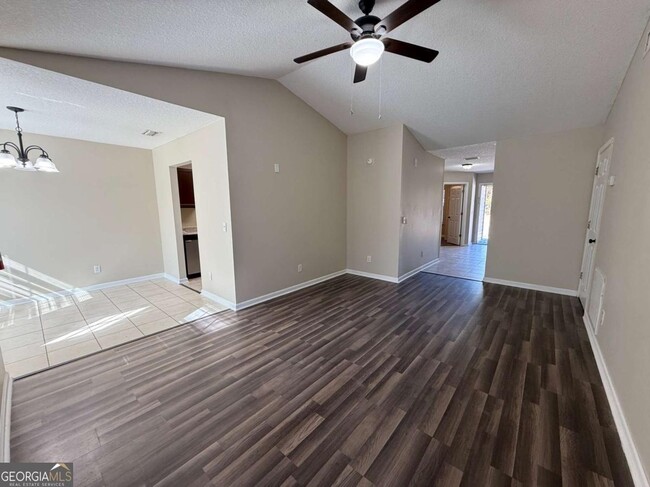 Building Photo - 140 Sapelo Dr