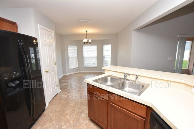 Building Photo - 1615 Laurel Meadows Dr