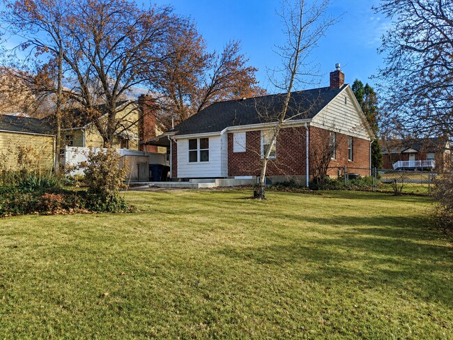 Building Photo - 2 Weeks Rent Free – Spacious 3 Bed / 2 Bath Ogden Home with Finished Basement