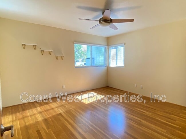 Building Photo - 4372 Argos Dr