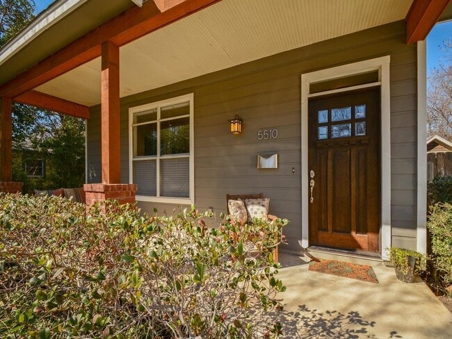 Building Photo - 5510 William Holland Ave