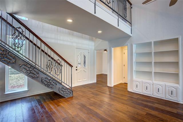 Building Photo - 307 Oakmont Dr