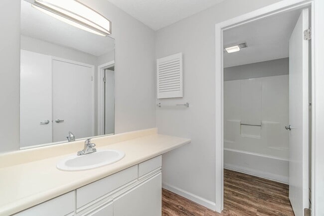 Building Photo - City Living, Made Effortless — Your New Favorite Place to Call Home