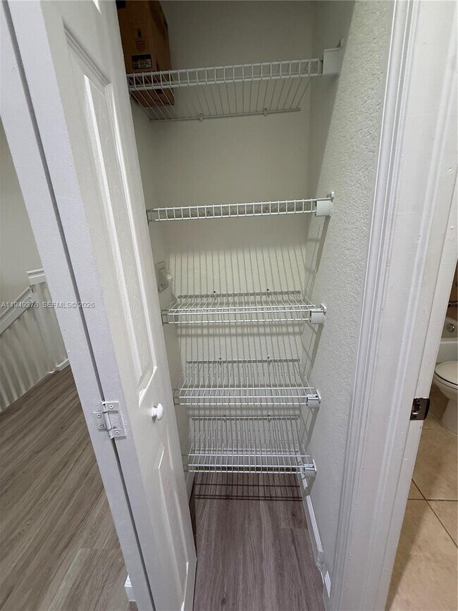 Building Photo - 7412 NW 108th Path