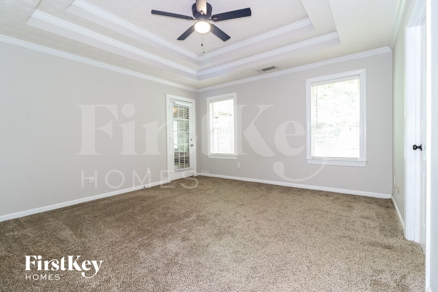 Building Photo - 1335 Enclave Way