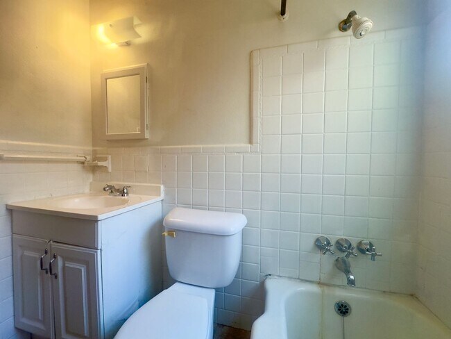 Building Photo - SECTION 8 IS GLADLY ACCEPTED 3 Bed 1.5 Bath With 2 Car Detached Garage