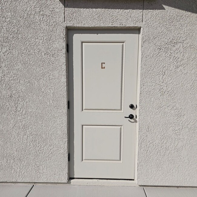 Building Photo - Brand New Patio Home