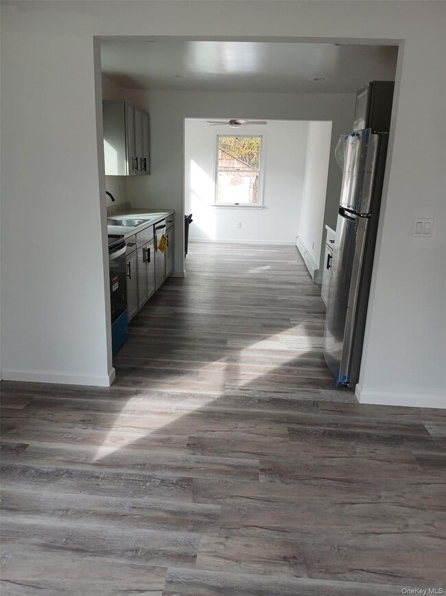 Building Photo - 49 Swezey St